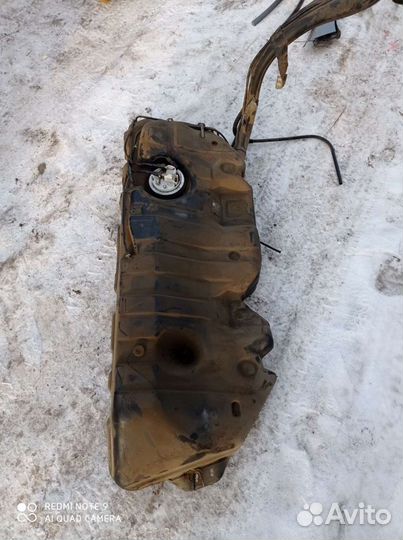 Бензобак Пежо 607 3.0 бензин