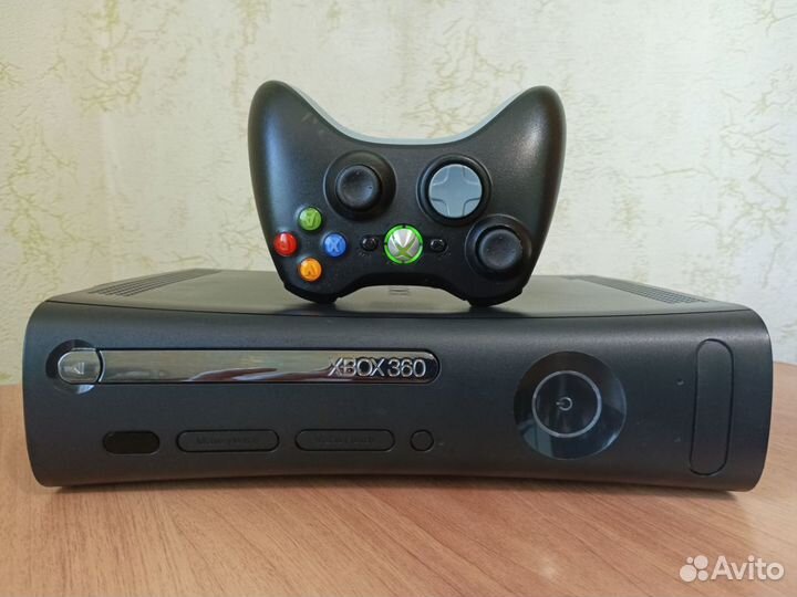 Продаю Xbox360 Freeboot Fat Jasper