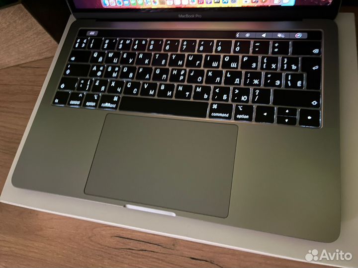 Macbook pro 13 2020 i5 16gb 256gb
