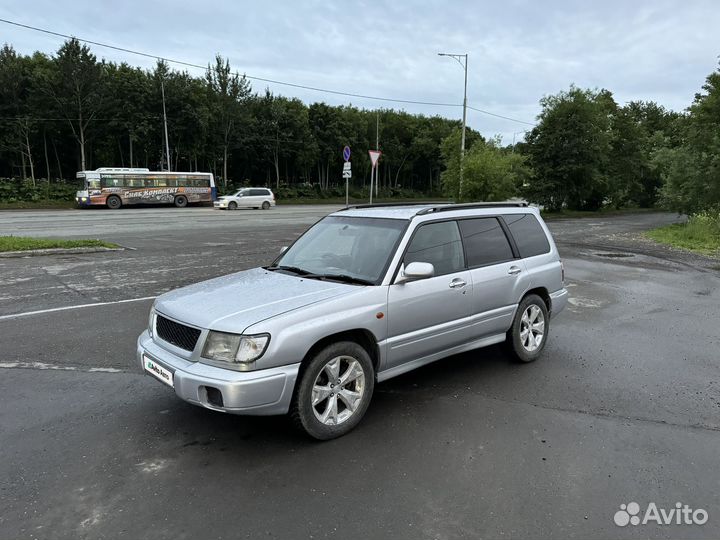 Subaru Forester 2.0 AT, 1998, 250 000 км