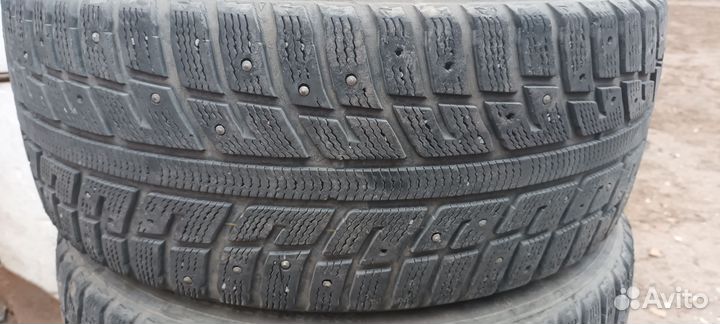 Kumho Radial 857 215/50 R17 95S