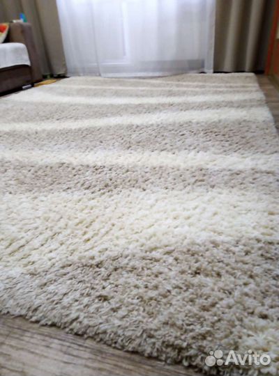 Ковер шерстяной