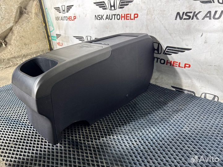 Подлокотник Honda Cr-V RE4 K24A 2009