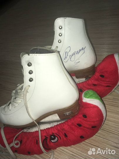 Фигурные коньки Riedell