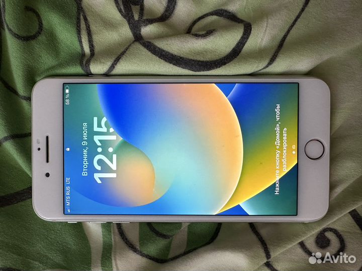 iPhone 8 Plus, 64 ГБ