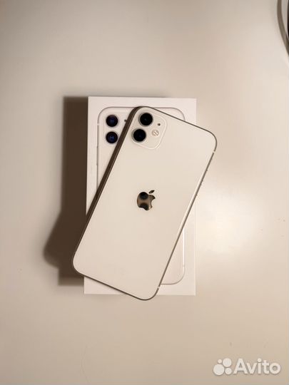 iPhone 11, 64 ГБ