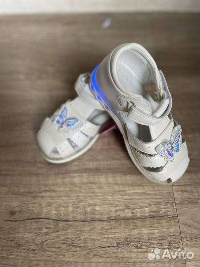 Босоножки для девочки