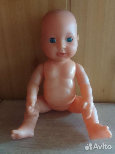 Пупс в коляске