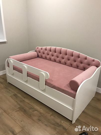 Кровать диван для девочки бу + матрац askona