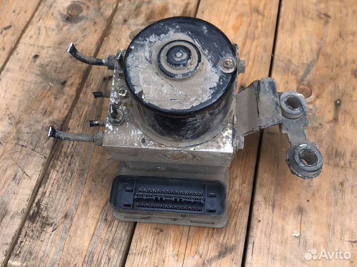 Блок насос абс abs джетта 4 гольф 4 бора октавия