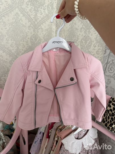 Кожаная куртка на девочку