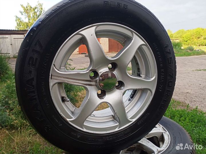 Литые диски с рез.кама евро 175/70 R-13 82H