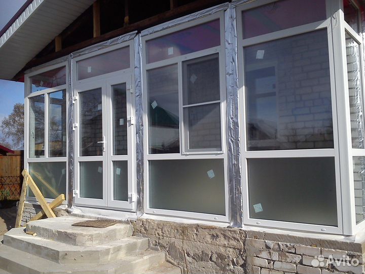 Остекление балконов, лоджий и террас