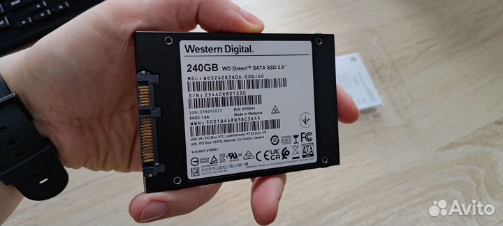 SSD WD green 240 gb идеальное состояние 100%