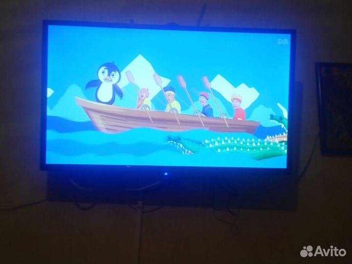 Телевизор SMART tv 32 дюйма