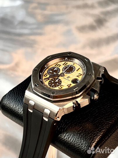 Часы Audemars Piguet Royal Oak Offshore Safari 42