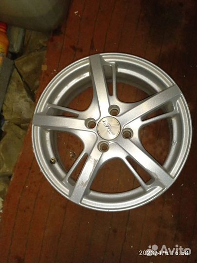 Литые диски r15