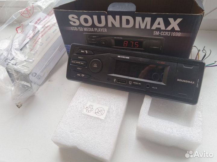 Автомагнитола soundmax