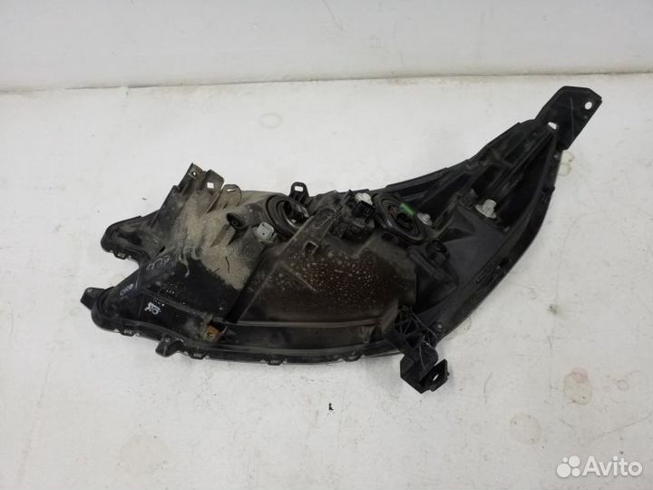 Фара правая Honda CR-V 4 галоген