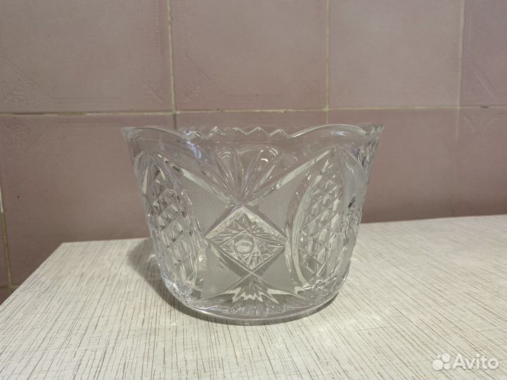 Хрустальная ваза- конфетница