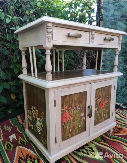 Тумба под граммофон