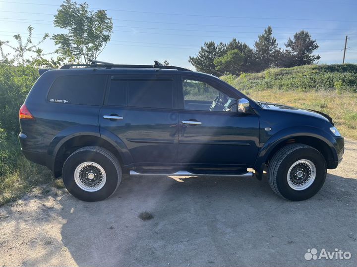 Mitsubishi Pajero Sport 2.5 AT, 2011, 130 000 км