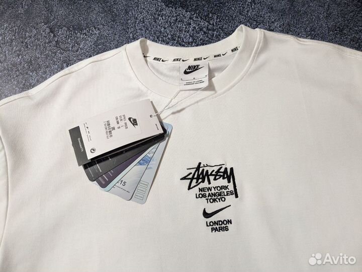 Футболка Nike x Stussy оверсайз