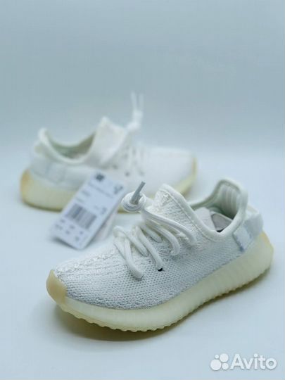 Adidas yeezy boost 350 детские белые разм. 30