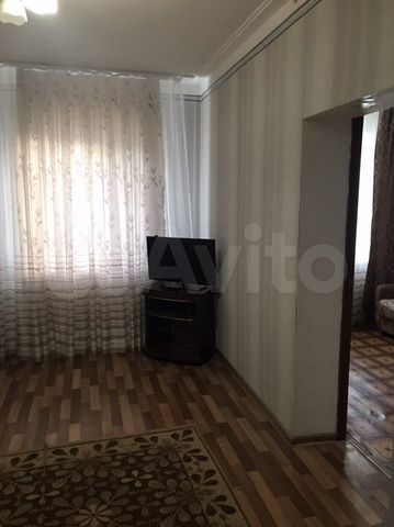 2-к. квартира, 40 м², 1/2 эт.