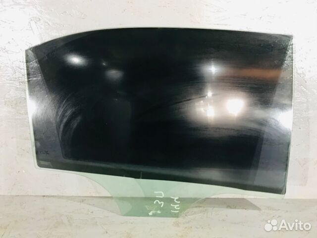 Стекло двери зад прав skoda rapid 2 NK6 1.6 мт