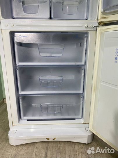 Холодильник Indesit no frost
