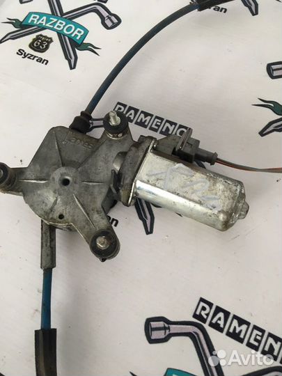 Мотор стеклоподъемника передний правый Peugeot 406