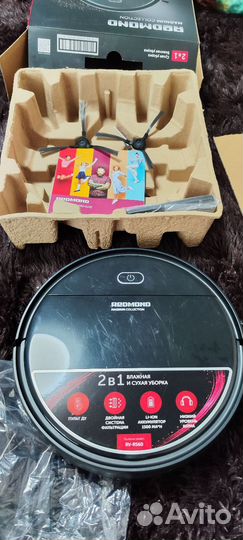 Робот пылесос redmond rv r560