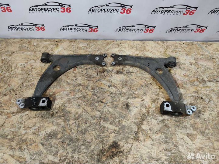 Передние рычаги Фольксваген Пассат сс В6 В7