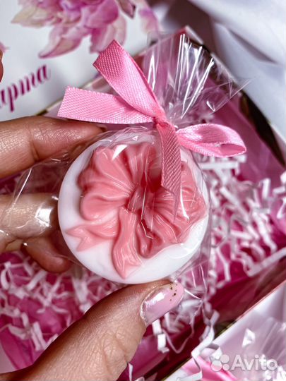 Подарочный набор для девушки на 8 марта