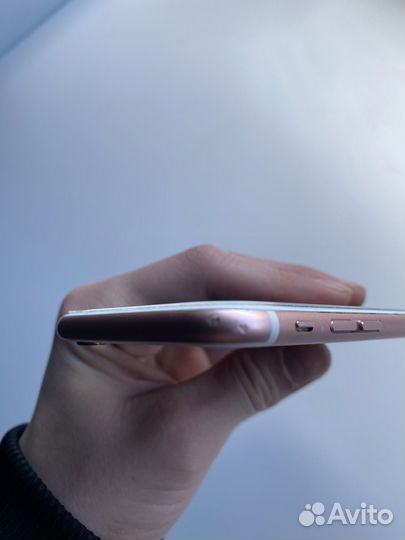 iPhone 6S, 32 ГБ