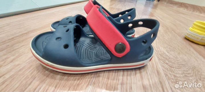 Crocs с 10 сандалии и сабо