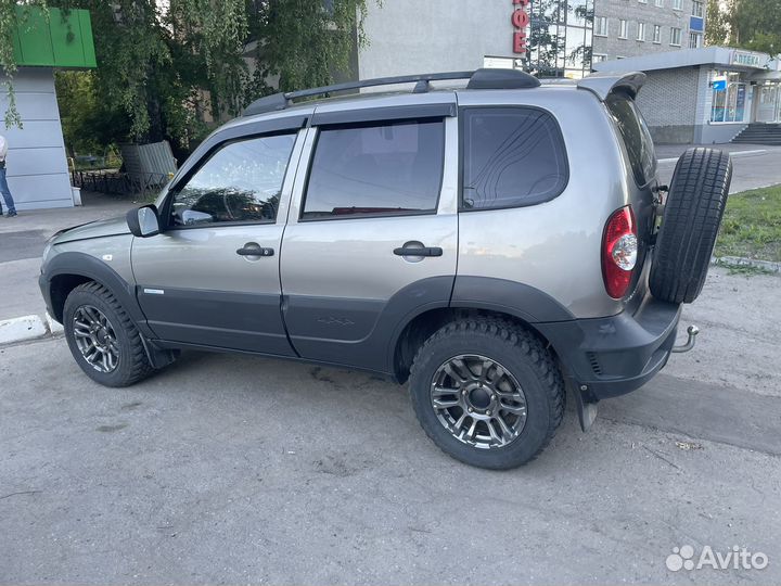 Chevrolet Niva 1.7 МТ, 2011, 120 000 км