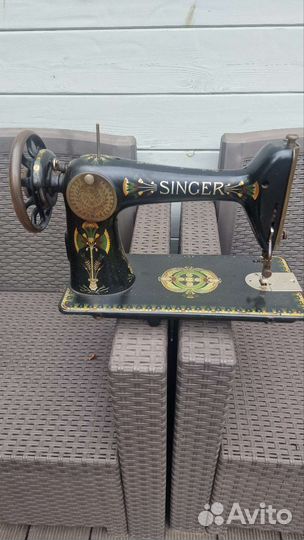 Швейная машина Singer