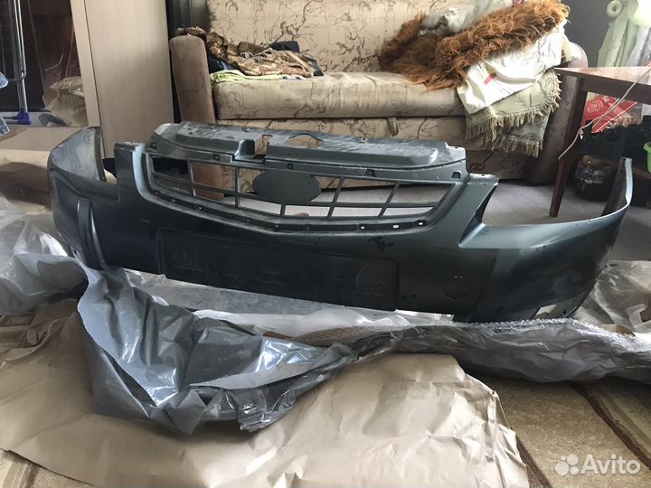 Бампер передний на LADA priora 2