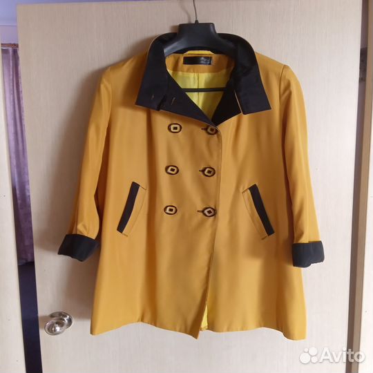 Плащ женский