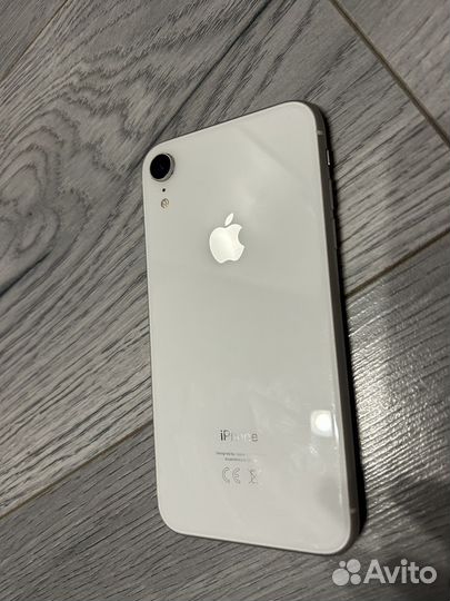 Телефон iPhone xr