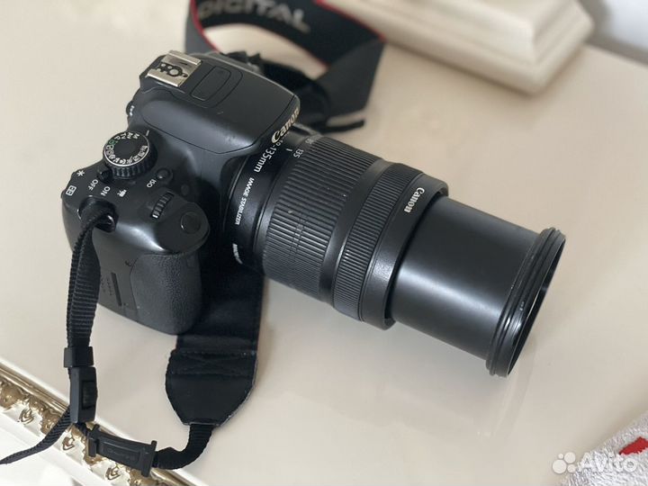 Зеркальный фотоаппарат