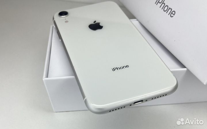 iPhone Xr, 64 ГБ