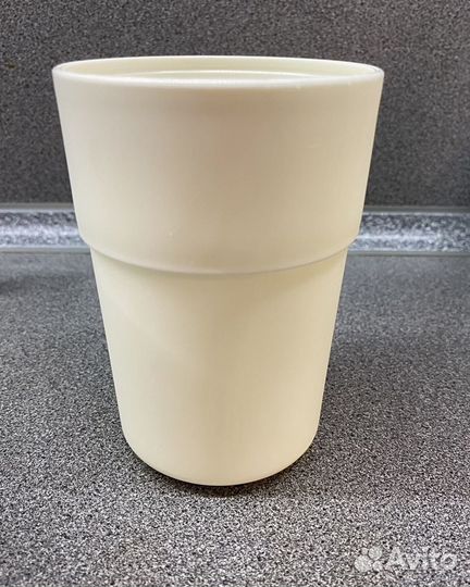 Пластиковые стаканчики