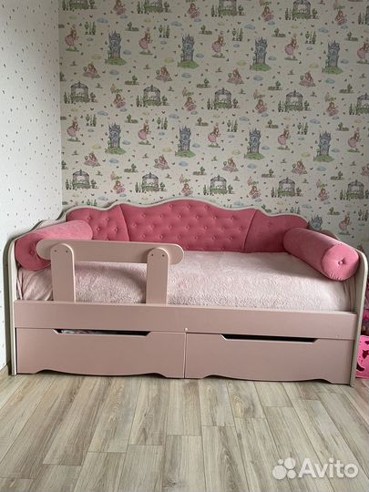Кровать детская