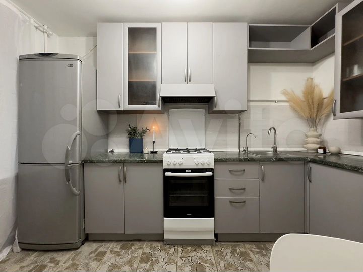 Комната 10 м² в 3-к., 2/14 эт.