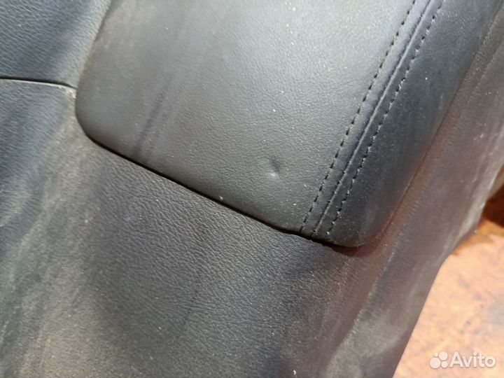 Обшивка багажника задняя правая Honda Odyssey RB1