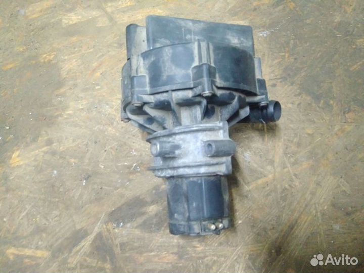 Насос продувки катализатора Mercedes-Benz W220