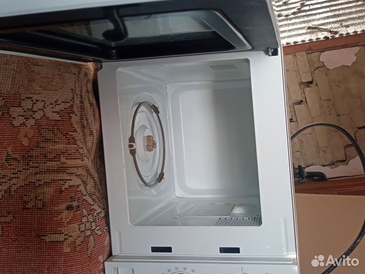 Микроволновка на запчасти
